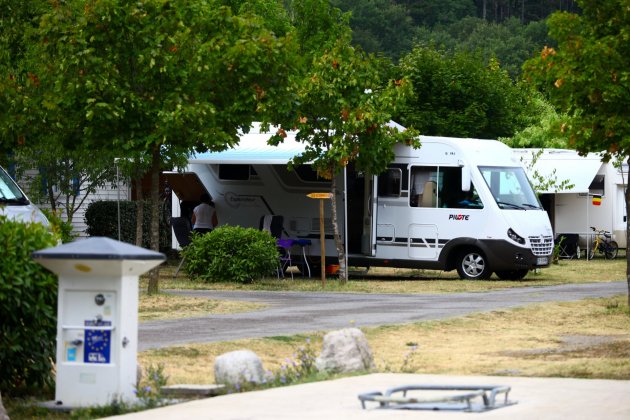 Camping car lou rouchetou les vans